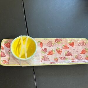 Mudpie strawberry ceramic serving try with bowl
